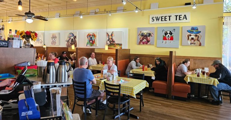 This Ohio Diner Serves Pumpkin Bread French Toast That Tastes Like Fall On A Plate