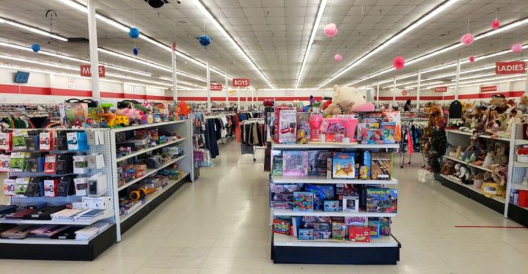 10 Massive Thrift Stores In Ohio Where Treasure Hunters Lose Track Of Time