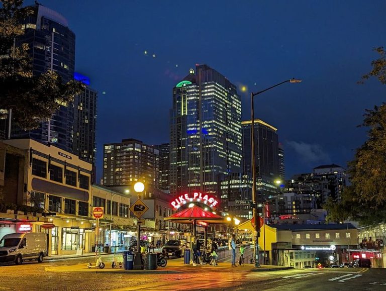 Skip The Big Grocery Chain, Because This Washington Public Market Sells Local Produce By The Bag