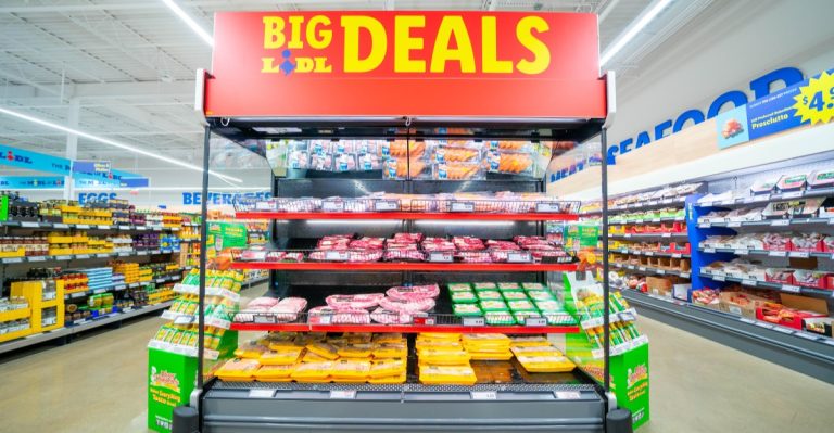 The New York Discount Market That Makes A Full Shopping Cart Feel Possible Again