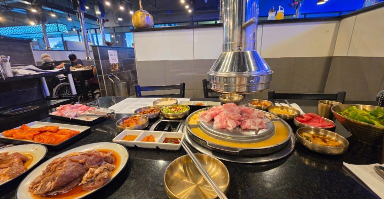 This Huge Georgia BBQ Buffet Lets You Eat As Much As You Want For Two Hours