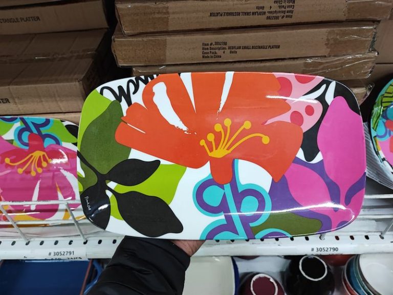 This Illinois Discount Warehouse Is Stocked With Surprisingly Cheap Finds