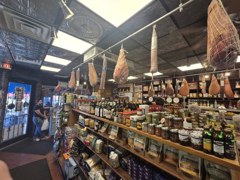 This Unassuming Cicero Deli Scoops The Best Gelato And Meatball Sandwiches In The Chicago Area