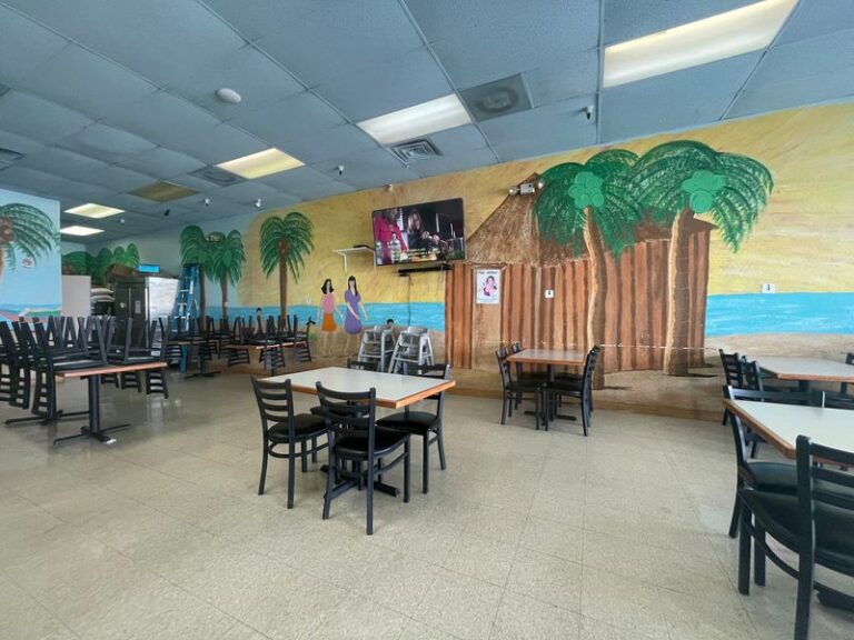Ordering 20 Hand-Shaped Pupusas To Go Is Totally Normal At This Arizona Salvadoran Kitchen