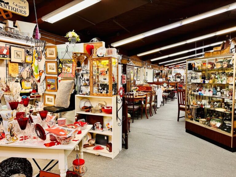 Every Booth Holds A Surprise At These 9 Huge Washington Markets