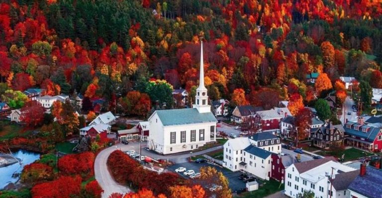 Why Stowe Vermont Is The Place To Be This Fall
