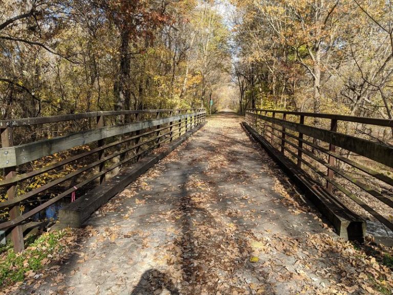 An Old Illinois Railroad Grade Now Carries Bikers 45 Miles Through Quiet Southern Woods And Tunnels