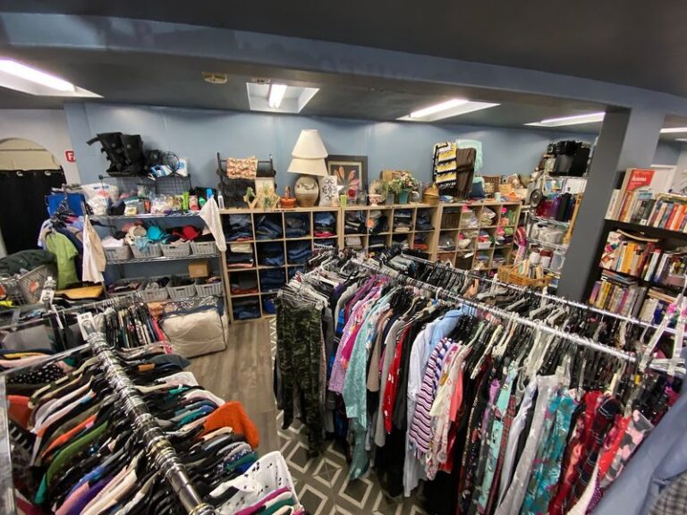 11 Arizona Thrift And Vintage Stores Where Twenty Dollars Still Fills A Bag