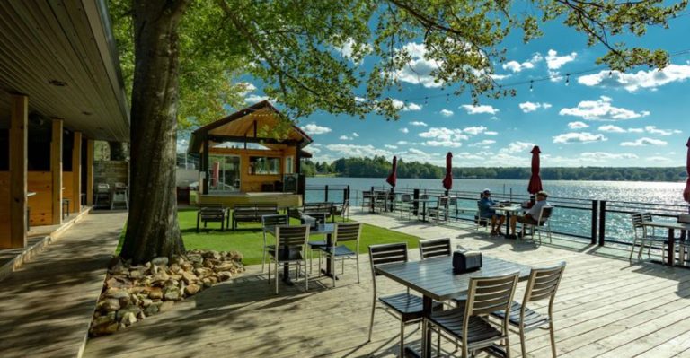12 Pennsylvania Lakeside Cabins Worth Booking For Front-Porch Views And Peaceful Mornings