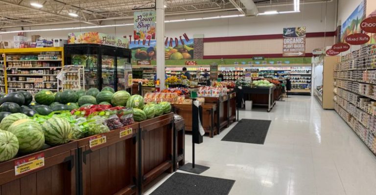 This Harrisburg, Pennsylvania Grocery Market Helps Families Stretch Their Grocery Budgets