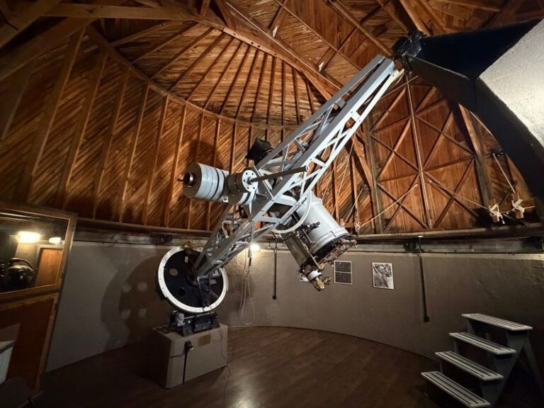 Arizona’s Lowell Observatory Lets Families Peek Through The Telescope Where Pluto Was Found