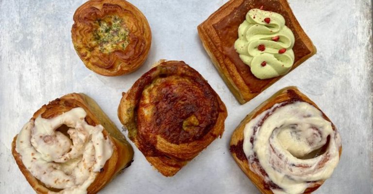 This New York Bakery Makes A Cinnamon Roll So Famous, People Travel Just To Try It