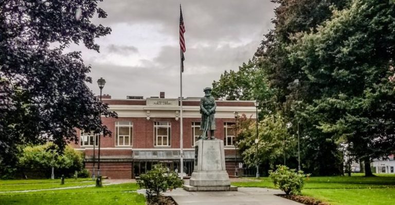 There Is A Funky Retro Town In Washington That Is Ideal For Walking, And You Need To Visit