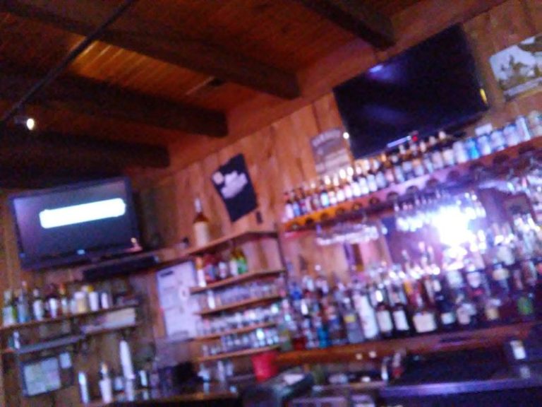 Sitting Quietly Down A Country Back Road In Illinois Is A Steakhouse Worth Hunting Down For Its Prime Rib
