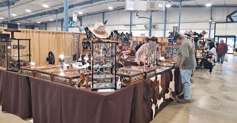 Texas Bargain Hunters Lose Track Of Time Inside This Enormous Flea Market