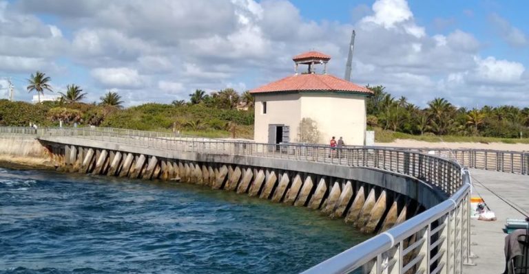 This Hidden Underwater Canyon Near Boynton Beach Is One Of Florida’s Best Kept Secrets