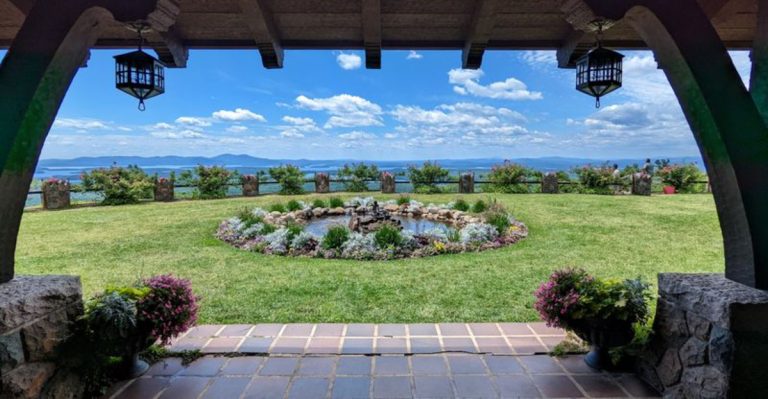 Hidden In New Hampshire Is A Castle With Incredible Mountain Views