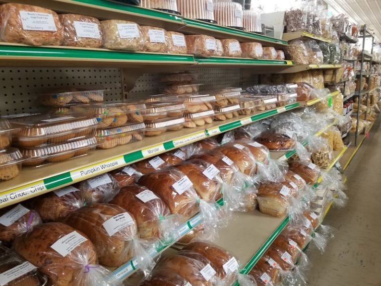 Families Are Filling Carts At 7 Illinois Amish Bulk Stores Where Baking Supplies Cost Pennies