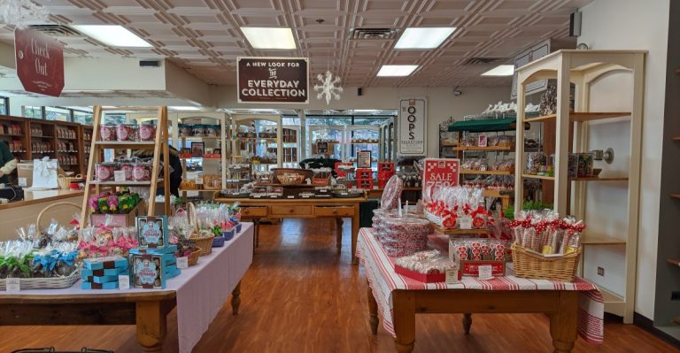 Watching Handmade Chocolates Come To Life At This Illinois Candy Factory Feels Like Being A Kid Again