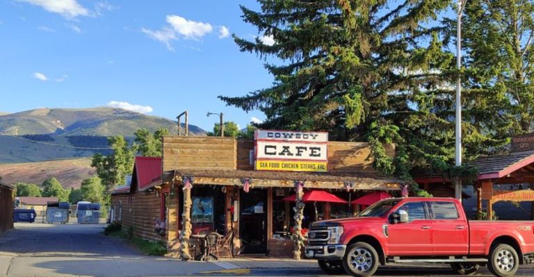 This Wyoming Roadside Stop Serves A Local Favorite Travelers Always Remember