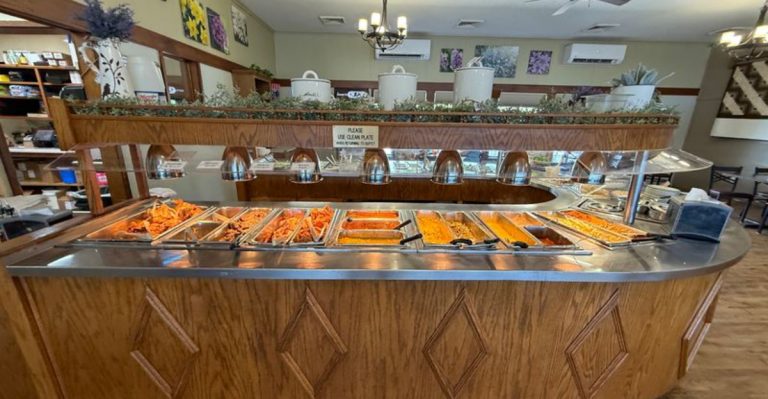 Families Keep Filling Their Plates At This Classic Indiana Buffet