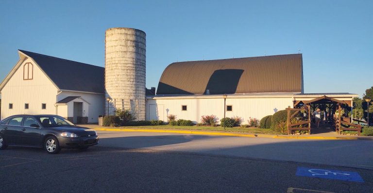 This Rustic Ohio Restaurant Serves The Perfect Meal For A Fall Day