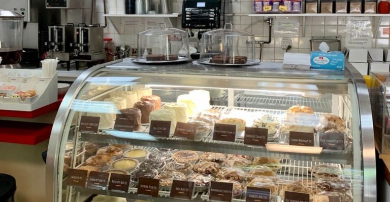 This New York Bakery Makes The Kind Of Apple Pie You’ll Crave All Season