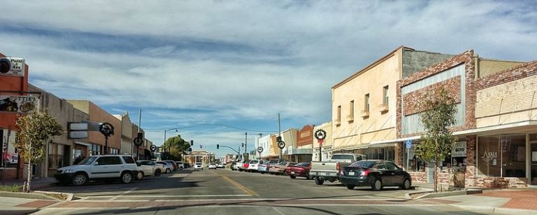 People Are Quietly Moving To This Small Arizona Town Where Rent Still Runs Around $900 A Month