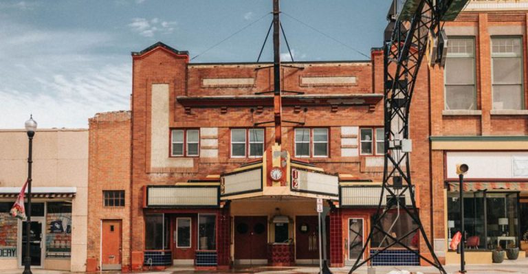 Forgotten Arizona Towns That Are Making A Remarkable Comeback