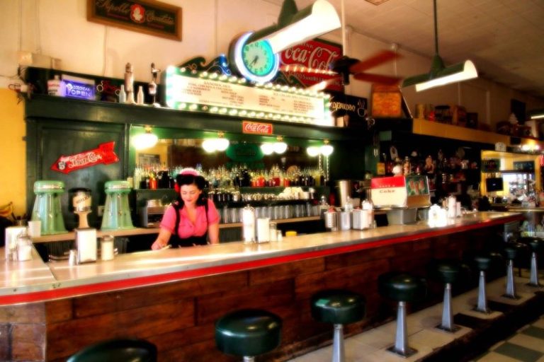 This Old-Fashioned Arizona Soda Fountain Still Scoops Hand-Dipped Sundaes At A 1928 Counter