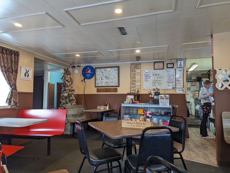 This Route 66 Icon In Cicero Has Been Topping Its Hot Dogs With Fries Since 1950