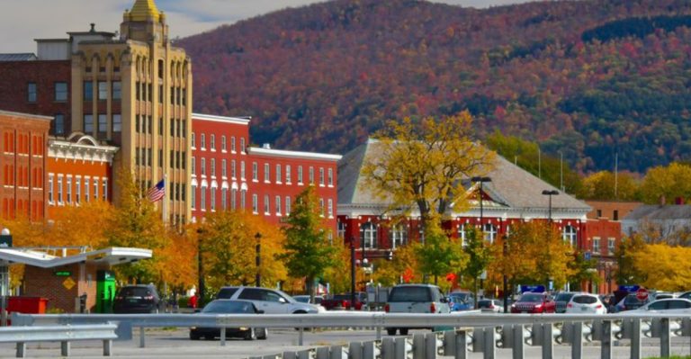 This Affordable Vermont Town Has Retirees Calling It Their Own Little Slice Of Heaven