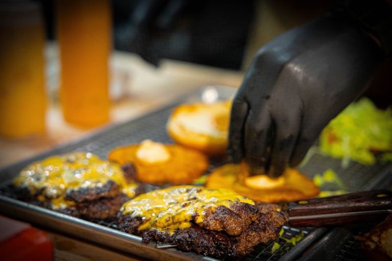 Craving A Real Smash Burger? These 7 Illinois Spots Griddle Them Crispy-Edged To Order