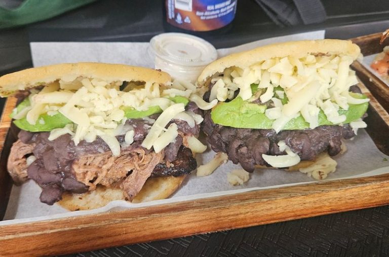 These 7 Illinois Venezuelan Kitchens Split Their Arepas Fresh And Stuff Them Full