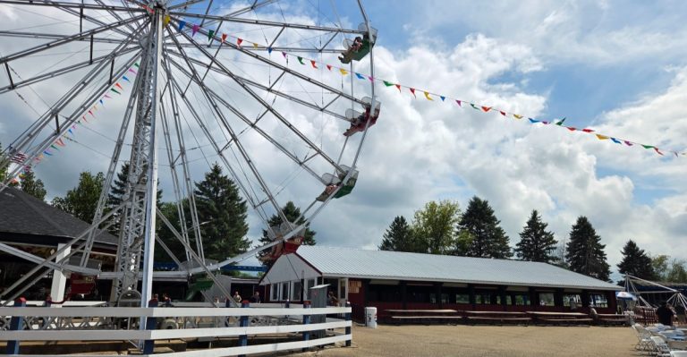 A Secret Wisconsin Amusement Park That Feels Like A Timeless Family Dream