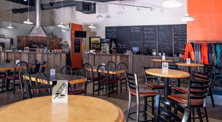 Smoke Still Flavors The Brisket At These 10 Washington BBQ Pits