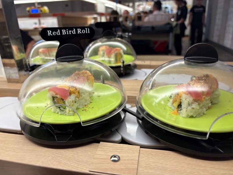 You Can Roll Fresh Sushi Off The Belt At These 5 Illinois Japanese Kitchens Worth The Drive