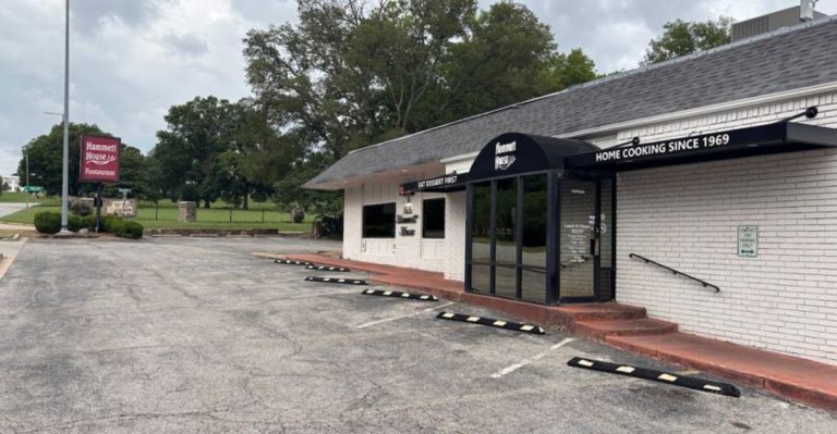 This Oklahoma Cafe Is Famous For One Dessert People Drive Hours To Try