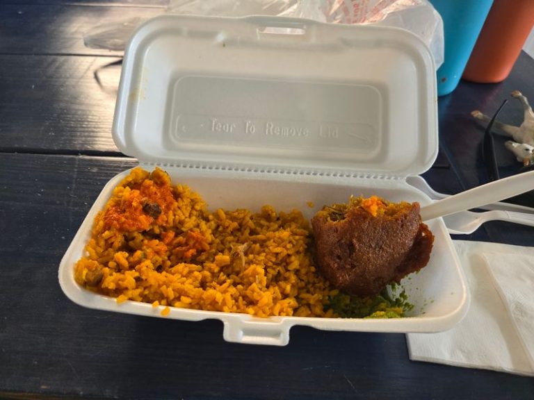 7 Illinois Puerto Rican Kitchens Where The Mofongo Comes Mashed Fresh With Garlic