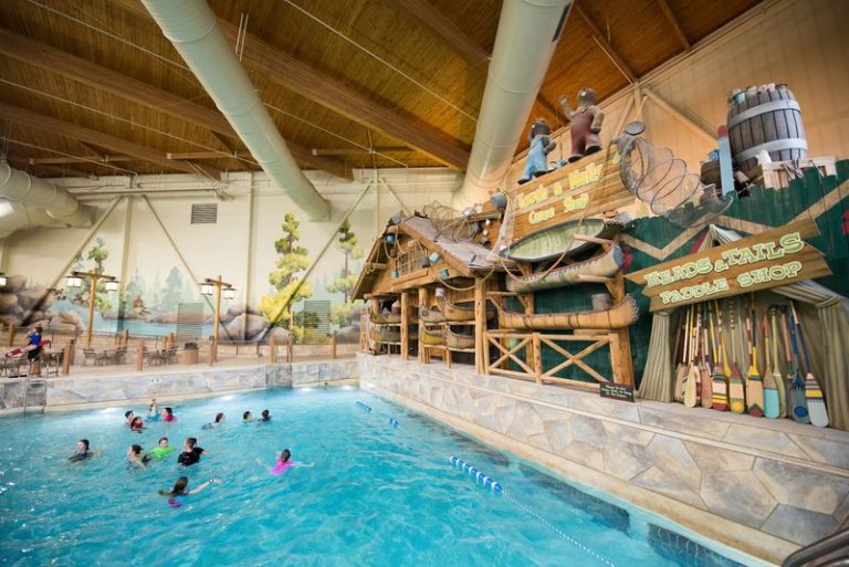 Splash Through Rainy Season At This Massive Indoor Waterpark In Washington