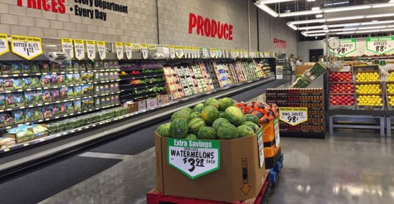 This Massive Washington Grocery Store Helps Families Save Thousands Every Year