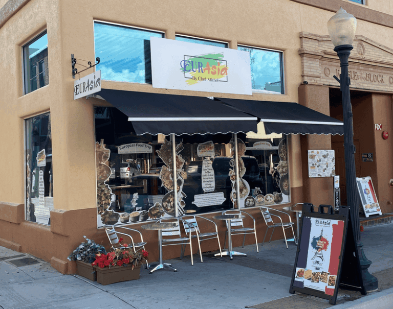 The Curry Laksa At This Cozy Arizona Spot Comes From 11 Years In Malaysia