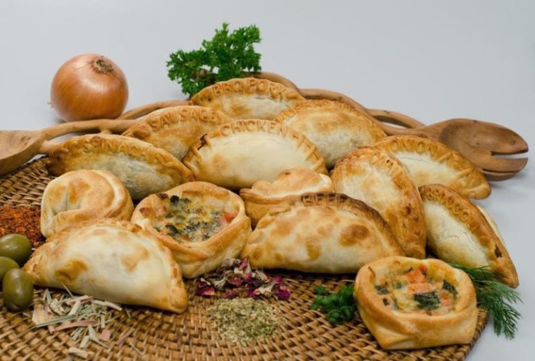 These 7 Illinois Empanada Shops Fold Their Turnovers By Hand And Fry Them Golden