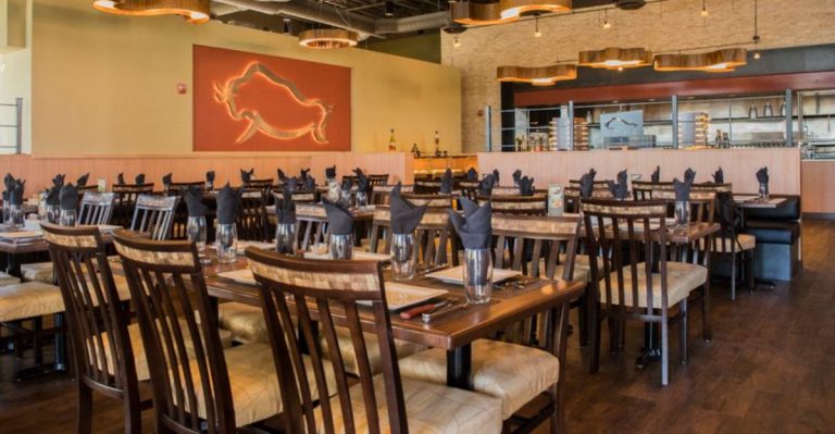 This Arizona Steakhouse Is An All-You-Can-Eat Carved Meat Paradise With A Massive Gourmet Spread