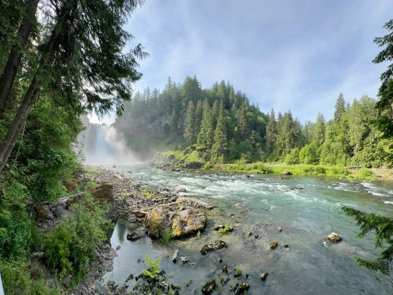 These 13 Affordable Washington Day Trips Feel Breathtaking For Under $60