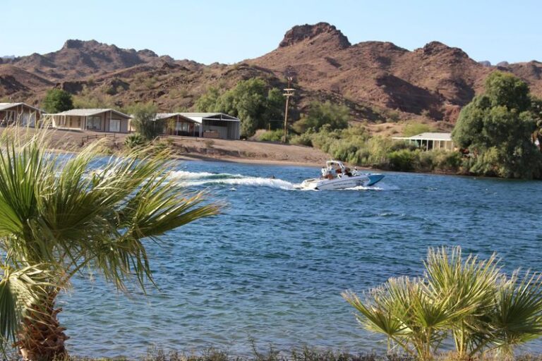 Retirees Are Quietly Moving To This Arizona River Town Where Rent Starts Near $900