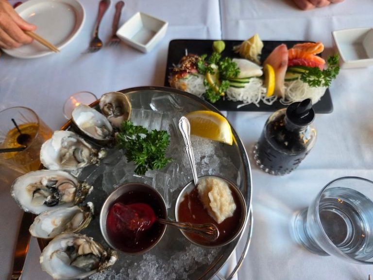 Locals Cross Illinois For The Oysters At Chicago Oyster House, A Chicago Seafood Raw Bar