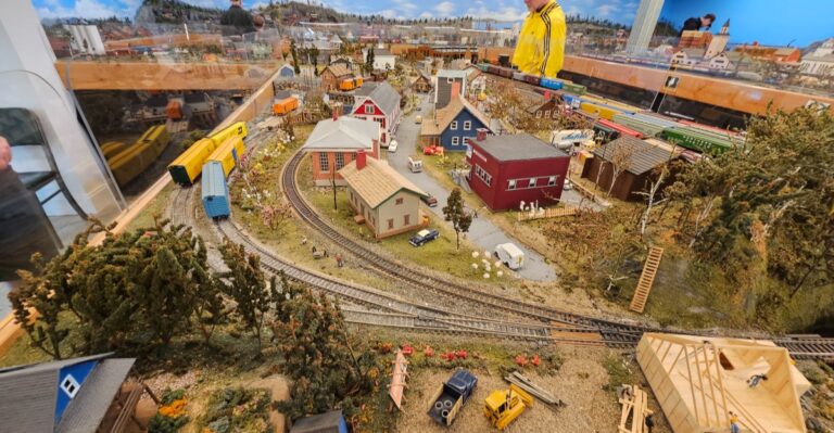 Maine’s Largest Miniature Railroad Has A Tiny Replica Of Stephen King’s House You Can See This November