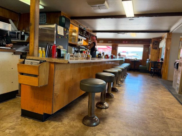Honestly, The Biscuits And Gravy At These 9 Arizona Country Cafes Taste Like Sunday At Grandma’s