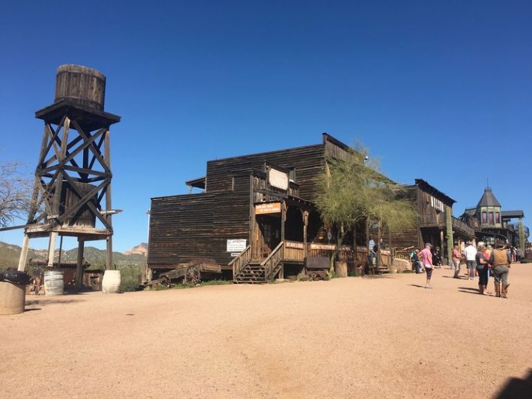 There’s An Arizona Ghost Town Where Wooden Boardwalks And Old Storefronts Still Line The Street